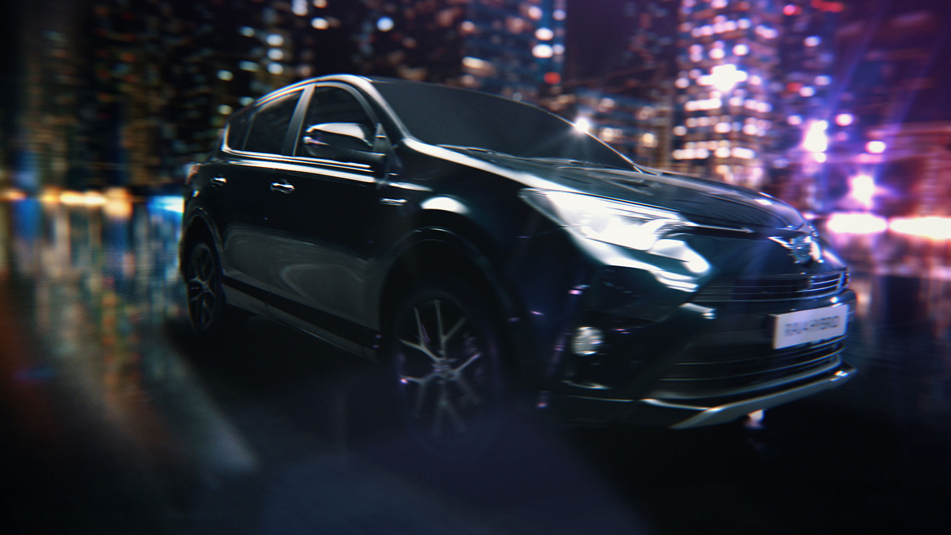Still: Toyata RAV4 in motion. 